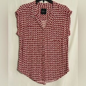 JACHS Girlfriend Red and White Patterned Blouse Size Medium